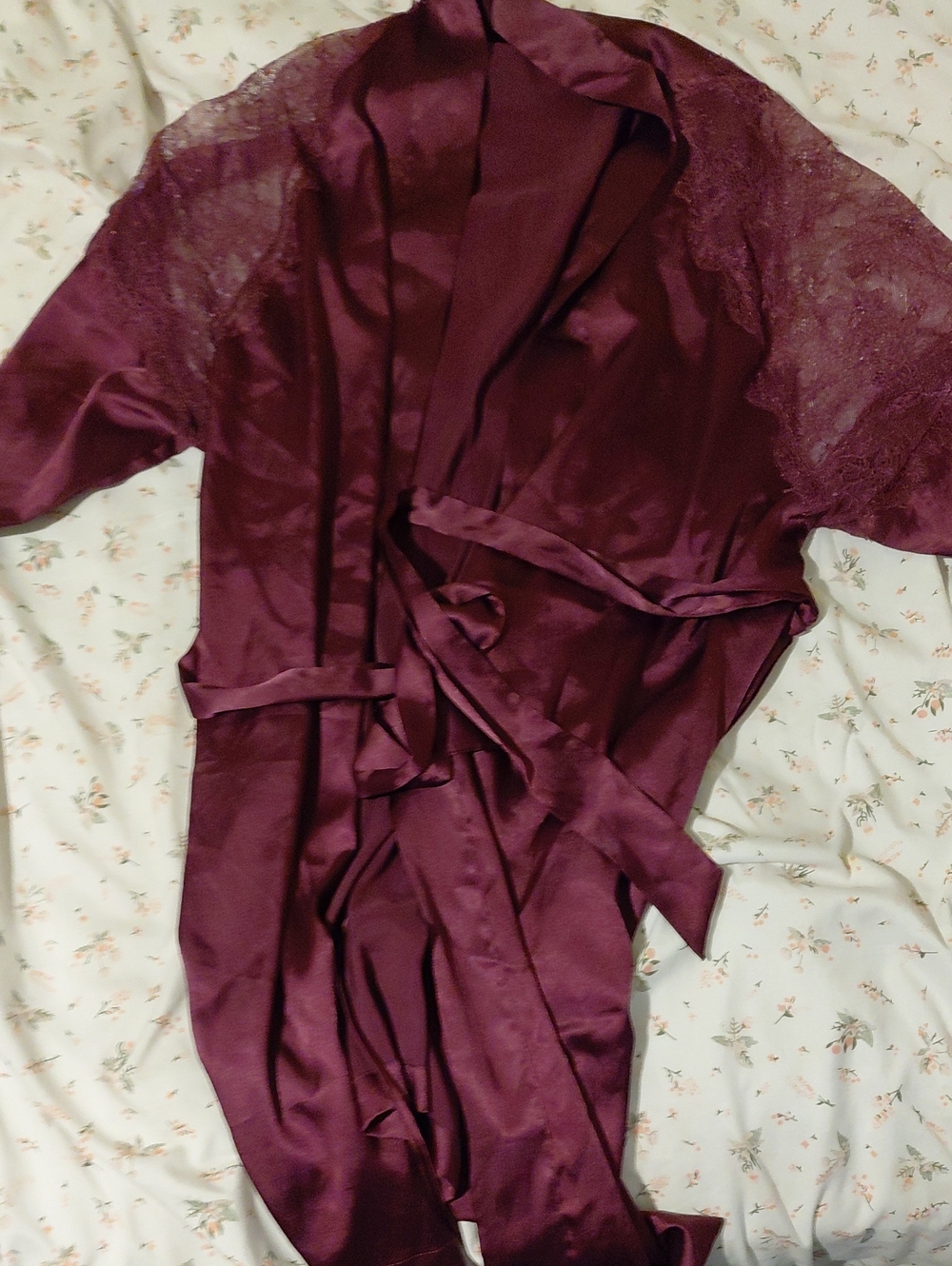Women's Satin Lace Robe - Maroon